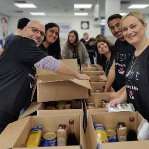 Volunteers at Chasdei Naomi Telaviv Branch