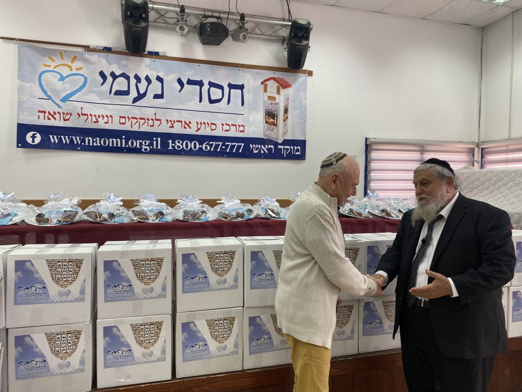 Passover distribution