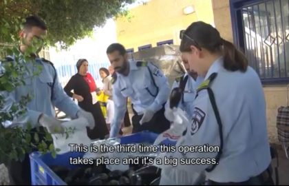 Chasdei Naomi distributes heating products to the residents of Beit Shemesh